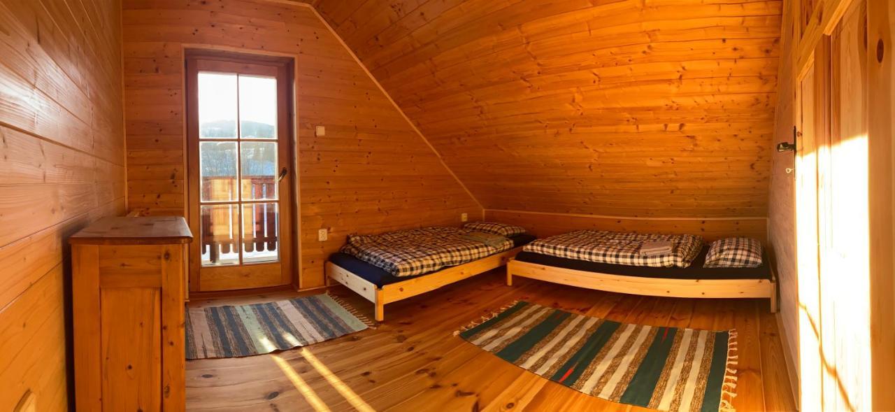 Rodinny Dum Na Slunecni Strani Dolni Dvur Exterior foto