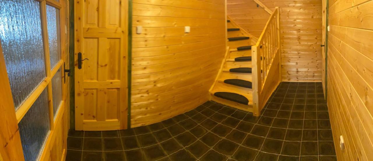 Rodinny Dum Na Slunecni Strani Dolni Dvur Exterior foto
